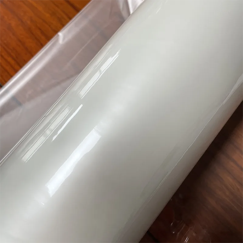 Película de laminación térmica brillante